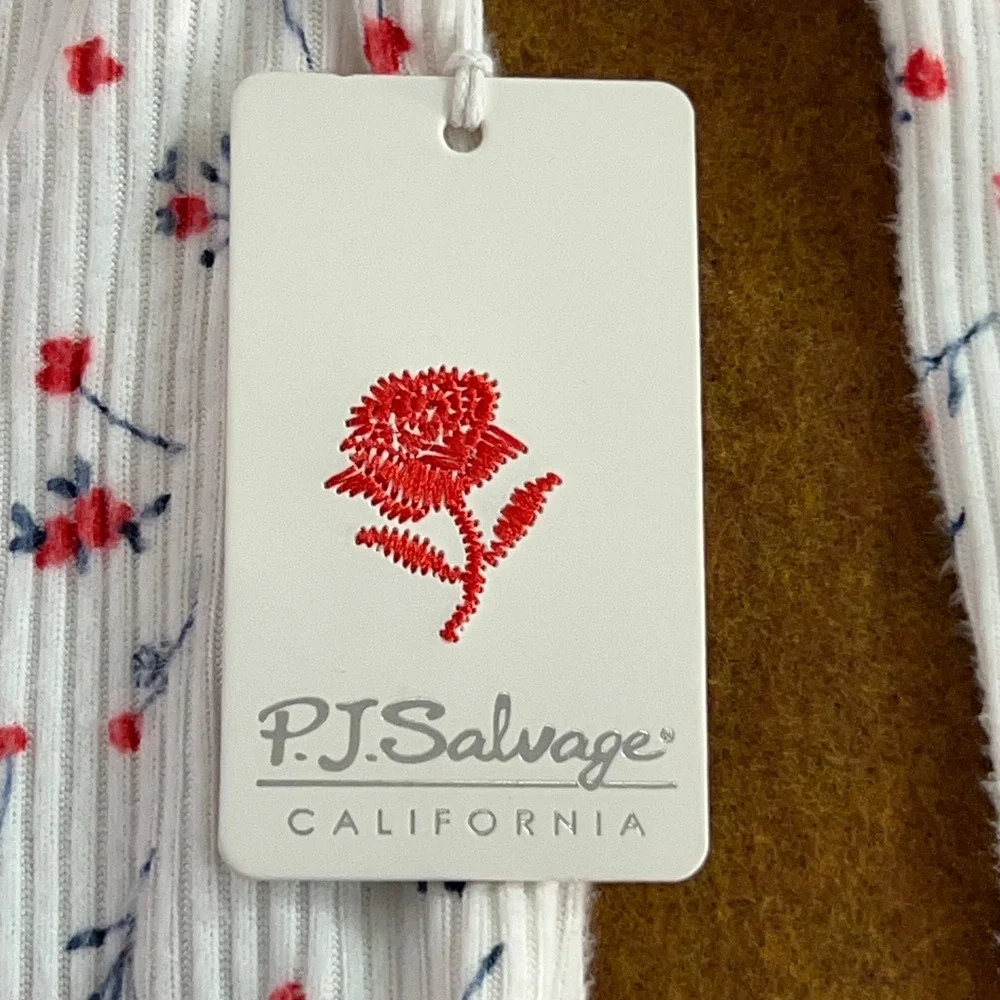 PJ Salvage Womens Small Ivory Red Floral Ribbed Knit Button Front Top NWT